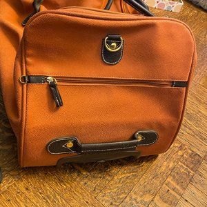 Luggage - Brics 28" Rolling Duffel suitcase, never used